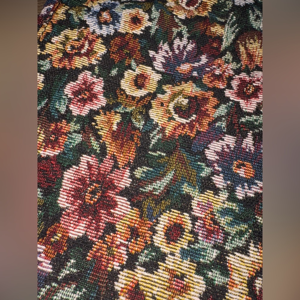 MNML Floral Tapestry Wide-Leg Pants – Size 33 | Statement Streetwear - Picture 5 of 10